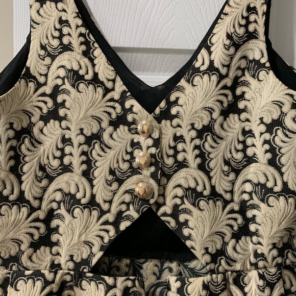 Vintage Inspired Min Brocade Dress - Picture 4 of 8